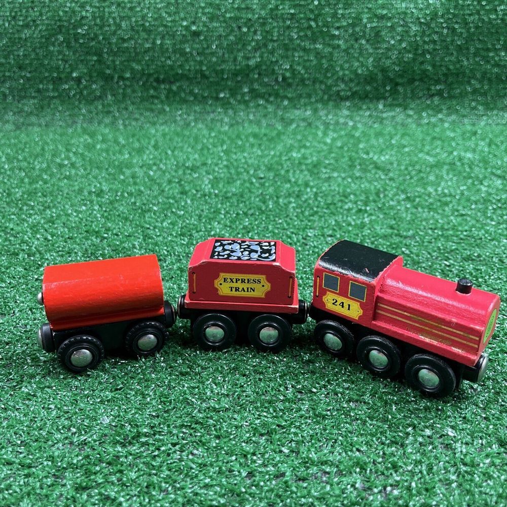 Melissa & Doug Wooden Train Lot‎ of 3 Red Express Train YK11300